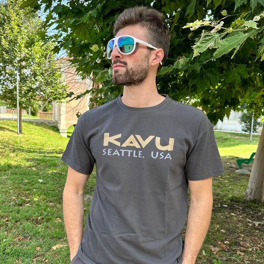 Kavu - T-Shirt Spellout Black Licorice